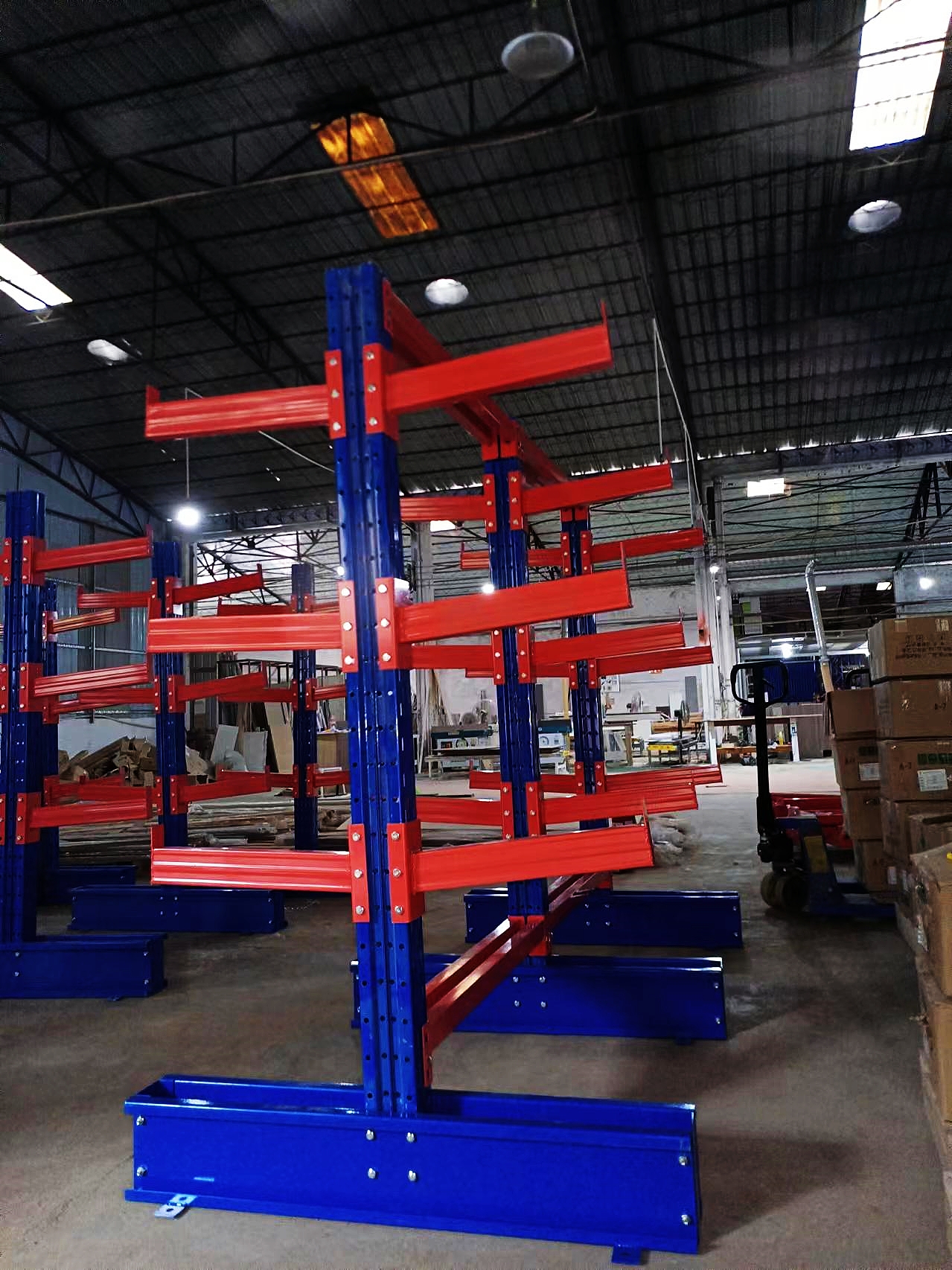 重量型悬臂货架