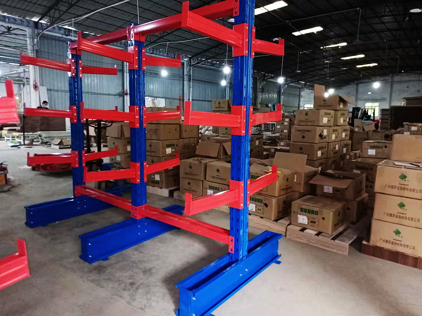 重量型悬臂货架